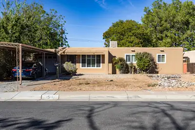 1511 Katie Street NE, Albuquerque, NM 87110 
