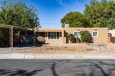 1511 Katie Street NE, Albuquerque, NM 87110 