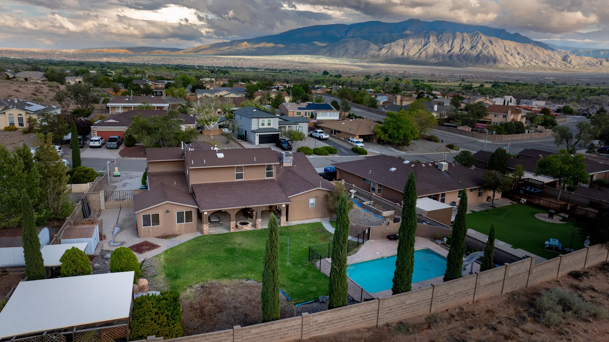 2309 Agua Fria Drive NE, Rio Rancho, NM 87144