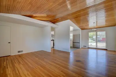3224 California Street NE, Albuquerque, NM 87110 