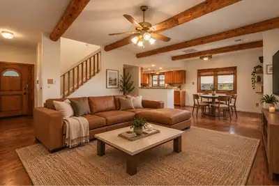7405 Eagle Crest Avenue NE, Albuquerque
