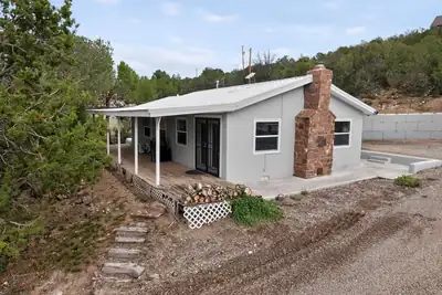 28 Camino Alto, Sandia Park, NM 87047 
