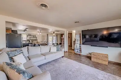 1115 Cielo Vista Del Norte, Corrales, NM 87048 