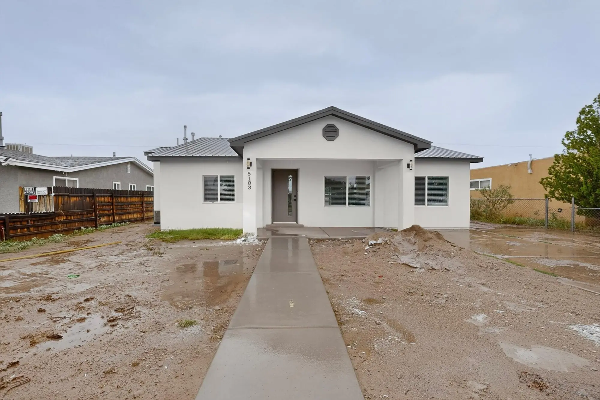5103 San Luis Place NW, Albuquerque, NM 87107