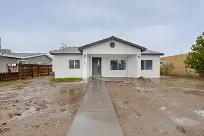 5103 San Luis Place NW, Albuquerque