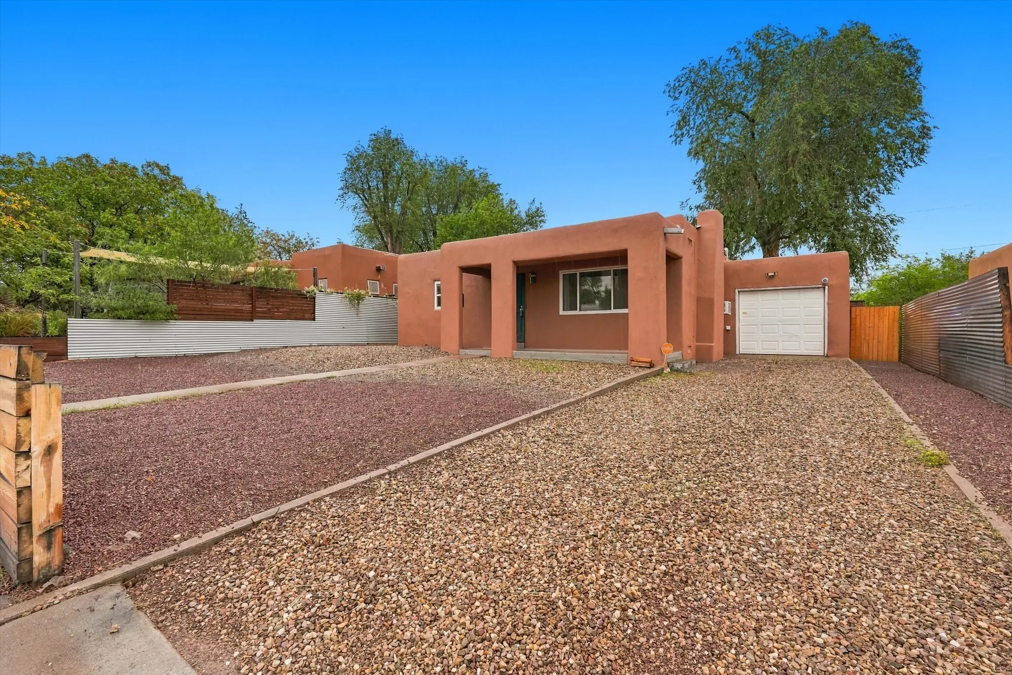 2734 San Rafael Avenue SE, Albuquerque, NM 87106