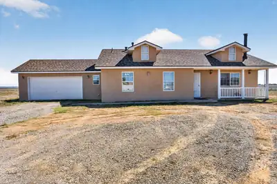 13 McCall Lane, Moriarty, NM 87035 