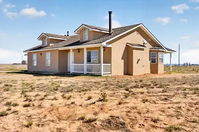 13 McCall Lane, Moriarty, NM 87035 