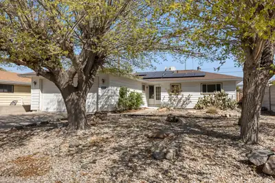 3833 Goodrich Avenue NE, Albuquerque, NM 87110 
