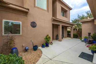 2929 Redondo Santa Fe Loop NE, Rio Rancho, NM 87144 
