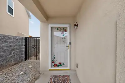 1308 Ojo Feliz Street SW, Albuquerque, NM 87121 