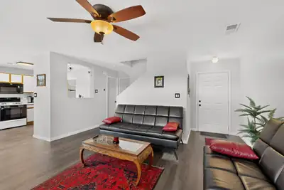1308 Ojo Feliz Street SW, Albuquerque, NM 87121 