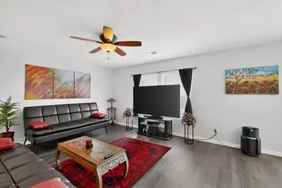 1308 Ojo Feliz Street SW, Albuquerque, NM 87121 