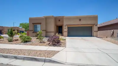 5001 Calle Parasol NW, Albuquerque, NM 87120 