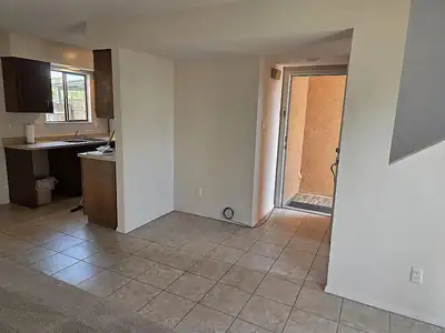 545 Berry Road NW, Albuquerque, NM 87107 