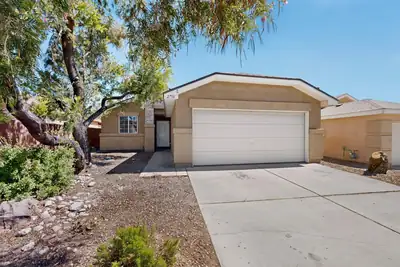 2756 Butch Cassidy Drive SW, Albuquerque, NM 87121 