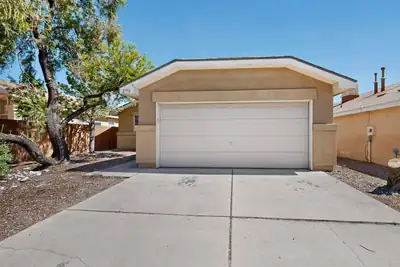 2756 Butch Cassidy Drive SW, Albuquerque, NM 87121 