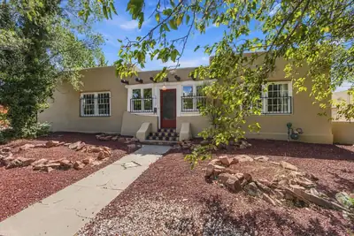 1812 Silver Avenue SE, Albuquerque, NM 87106 