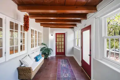 1812 Silver Avenue SE, Albuquerque, NM 87106 