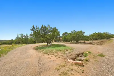 53 Bella Vista Road, Edgewood, NM 87015 