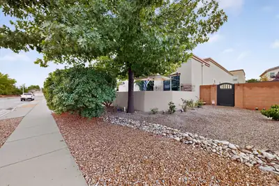 8312 Hawk Eye Road NW, Albuquerque, NM 87120 