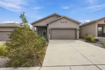 10728 Sabino Loop SW 