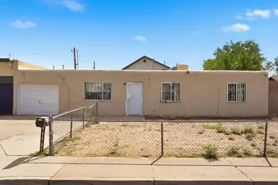 1212 La Poblana Road NW, Albuquerque