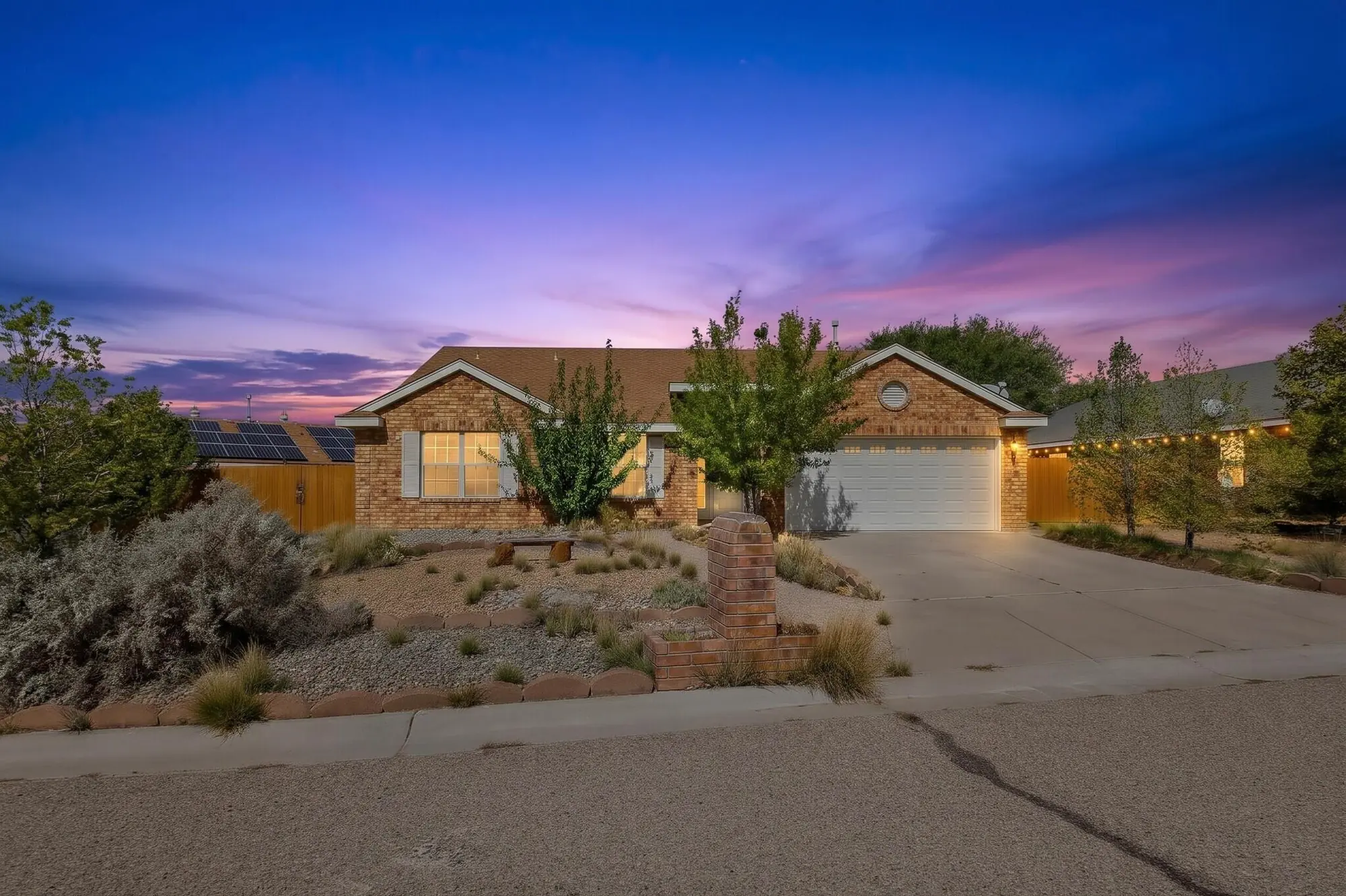 19 Pinon Avenue, Los Lunas, NM 87031