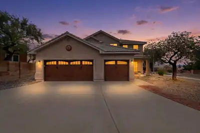 5715 La Colonia Drive NW, Albuquerque