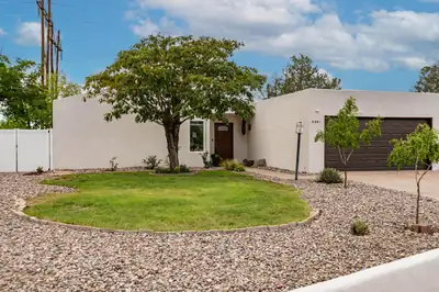 5201 Calle Nuestra NW, Albuquerque, NM 87120 
