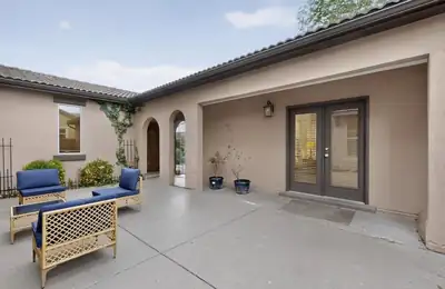 8315 Mesa Top Road NW, Albuquerque, NM 87120 