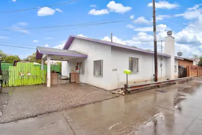 1114 10th Street NW, Albuquerque