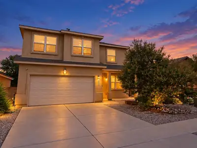 905 Molten Place NW, Albuquerque