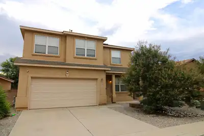 905 Molten Place NW, Albuquerque, NM 87120 