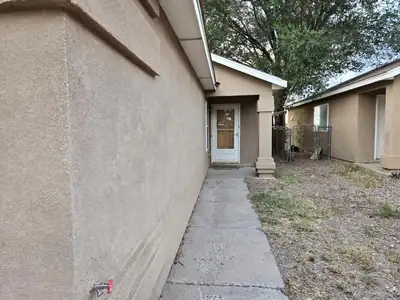 405 Camino Eric, Moriarty, NM 87035 