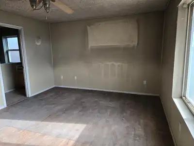 405 Camino Eric, Moriarty, NM 87035 