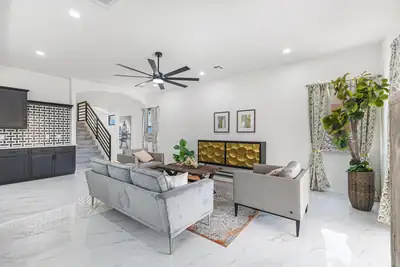 6030 Miller Road NE, Rio Rancho, NM 87144 