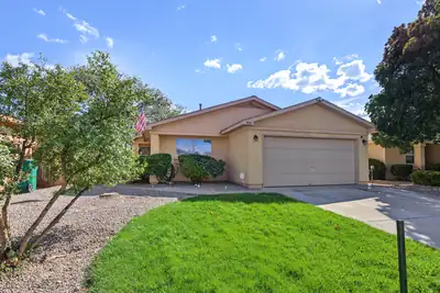 908 Somerset Meadows Drive NE, Rio Rancho, NM 87144 