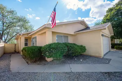 908 Somerset Meadows Drive NE, Rio Rancho, NM 87144 
