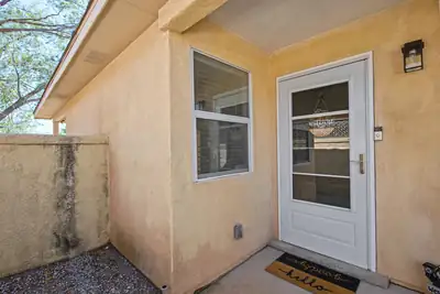 908 Somerset Meadows Drive NE, Rio Rancho, NM 87144 