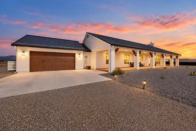 19 Casey Court, Edgewood, NM 87015 