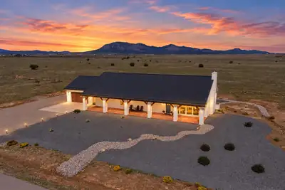 19 Casey Court, Edgewood, NM 87015 
