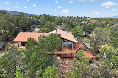 4 Oak Place, Cedar Crest