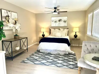 5906 Painted Pony Drive NW, Albuquerque, NM 87120 