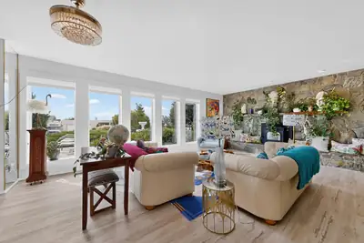 1124 Turner Drive NE, Albuquerque, NM 87123 