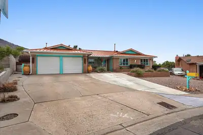 3720 Big Bend Road NE, Albuquerque