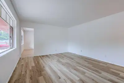 422 Glorieta Street NE, Albuquerque, NM 87123 
