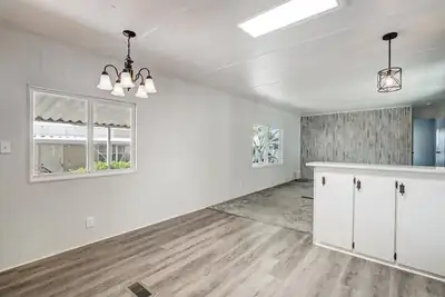 7112 Pan American NE 113, Albuquerque, NM 87109 