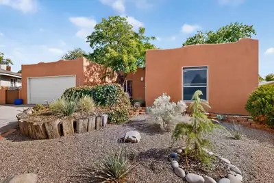 12212 Lexington Avenue NE, Albuquerque