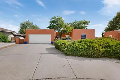 12212 Lexington Avenue NE, Albuquerque, NM 87112 